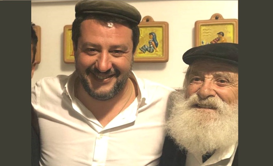 tziucosimusalvini Tziu Cosimu, il Poeta-pastore di Sinnai dai carabinieri: “Io insultato e picchiato per una foto con Salvini”